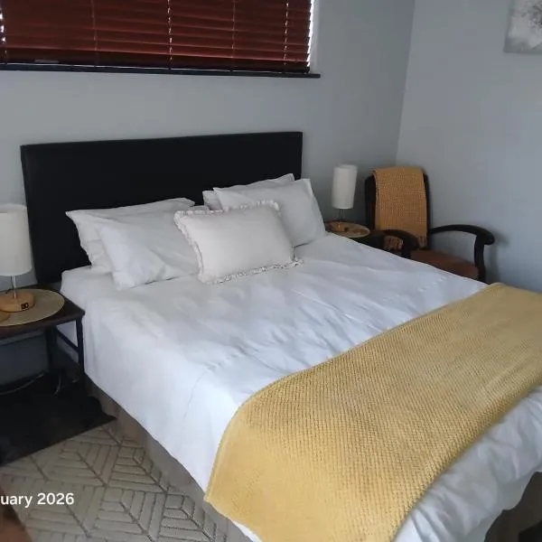 Aroha Guest Apartment, hotel i Roodepoort
