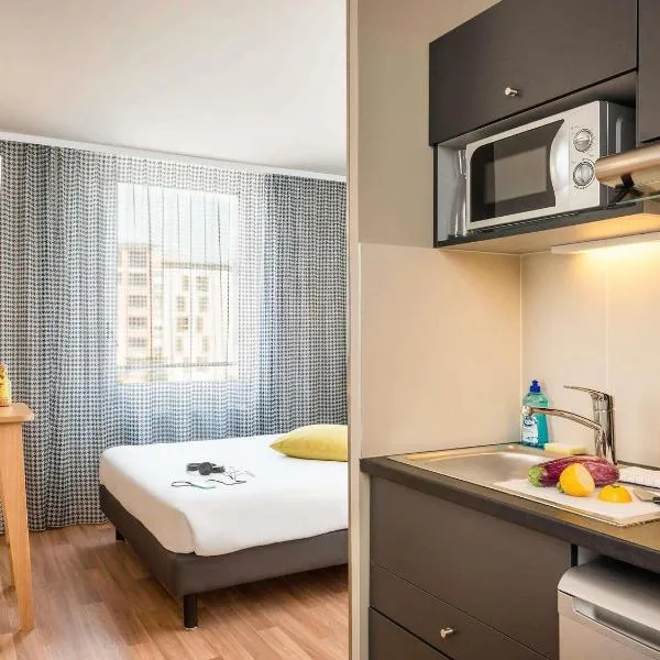Aparthotel Adagio Access Paris Massy Gare, готель у місті Массі