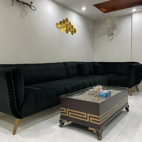 Family Nestiva Residences, Luxury Apartments In Bahria Town, Lahore, khách sạn ở Lahore