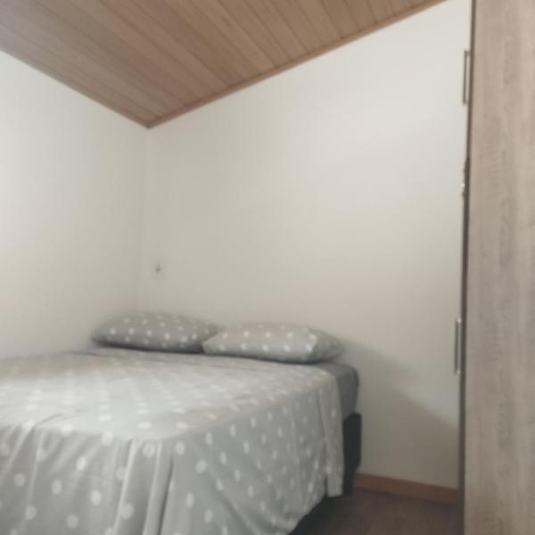 Loft estilo kitnet sem garagem próx Mega atacado da Guaíra - Foto 2