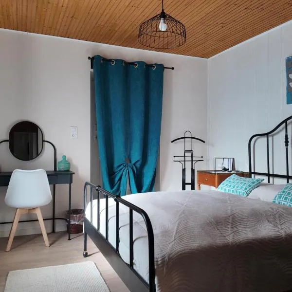 Mon Refuge B&B, hotelli kohteessa Jougne
