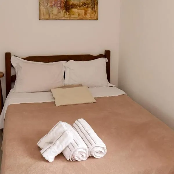 DN Studio 4 Aeroporto e Praia, hotel i Vitória