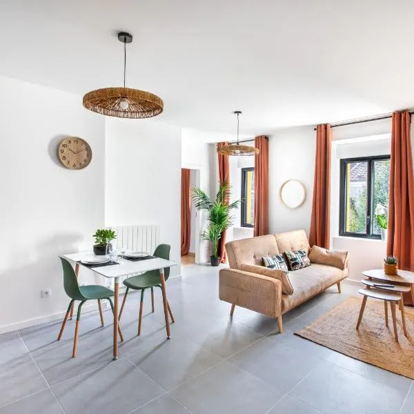 Romantic getaway with jacuzzi, Garden view, hotel a Mulhouse