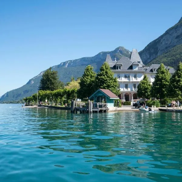 Le Pavillon des Fleurs, hotell i Menthon-Saint-Bernard