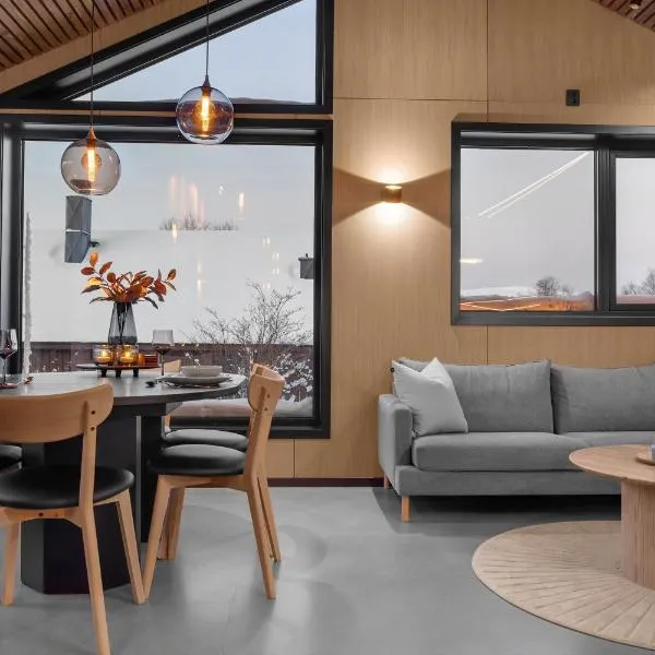 Signature Townhouse for Luxury Living Arctic Seasons, hotel i Tromsø