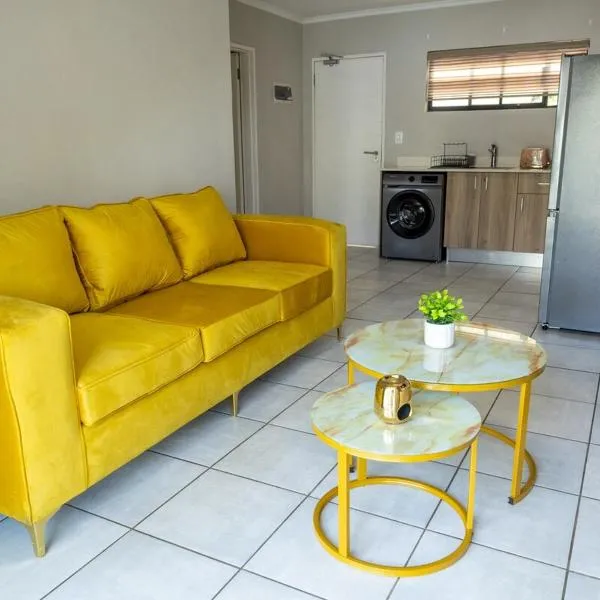GreenPark Home A chic retreat and peaceful home, hotel em Boksburg