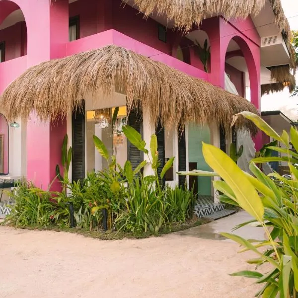 BIG WAVES BOUTIQUE HOTEL SIARGAO, hotel en General Luna