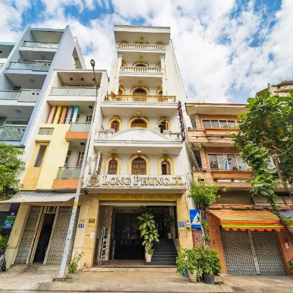 Collection O Long Phung Hotel, hotel di Bandar Ho Chi Minh