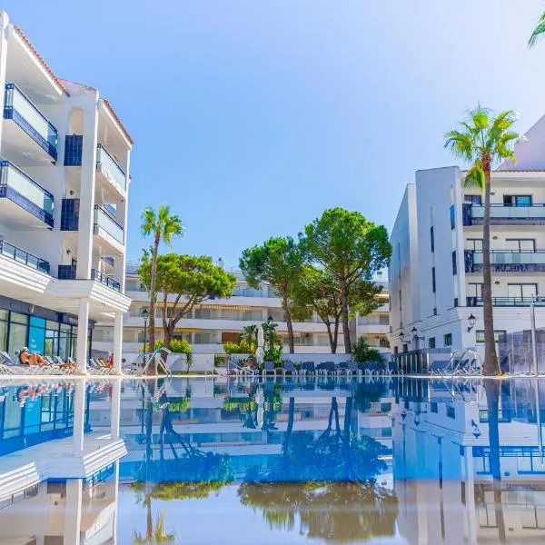 Pins Platja Apartments, hotel v destinaci Cambrils
