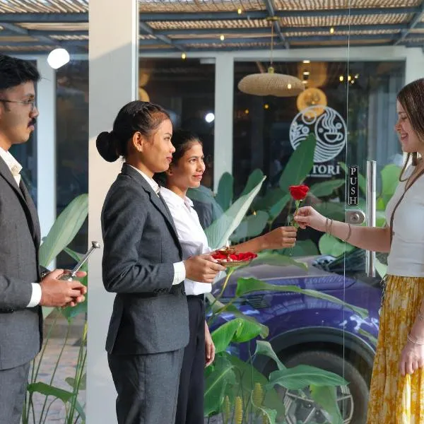 B Town Resort Kakkanad, хотел в Кочин