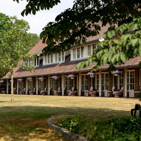 Landhuishotel De Bloemenbeek, hotel di De Lutte