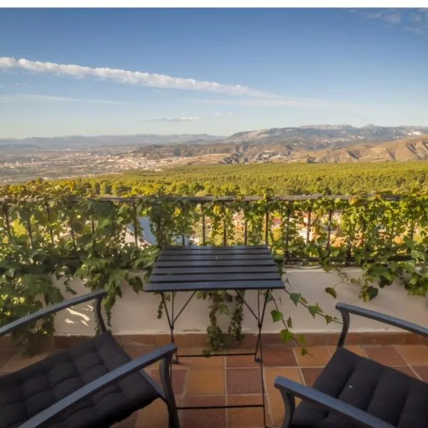 Hotel El Balcon de las nieves, hotel v mestu La Zubia