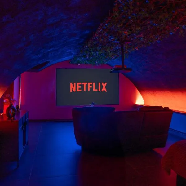 L'escapade Vosgienne, Cinéma, Balnéo, Hotel in Remiremont