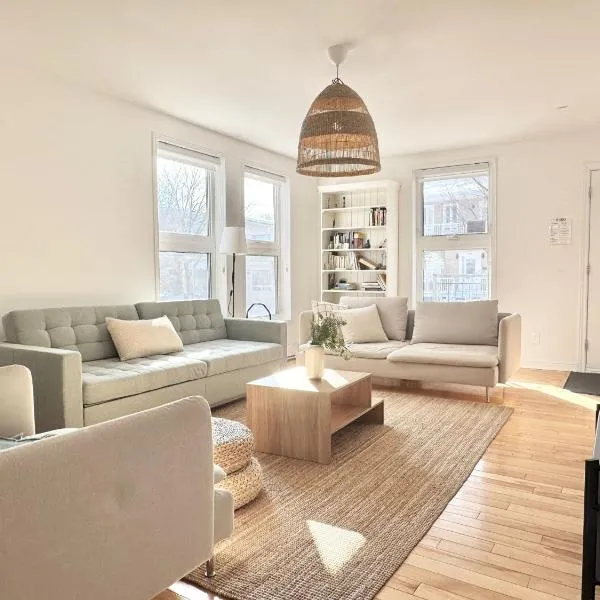 Urban Boho - Hot tub - EV Chrger - 3 Free Parking, hotel em Cidade de Quebec