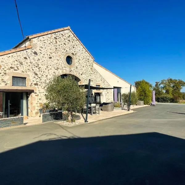 La Petite Félixière, hotel i Saint-André-de-la-Marche