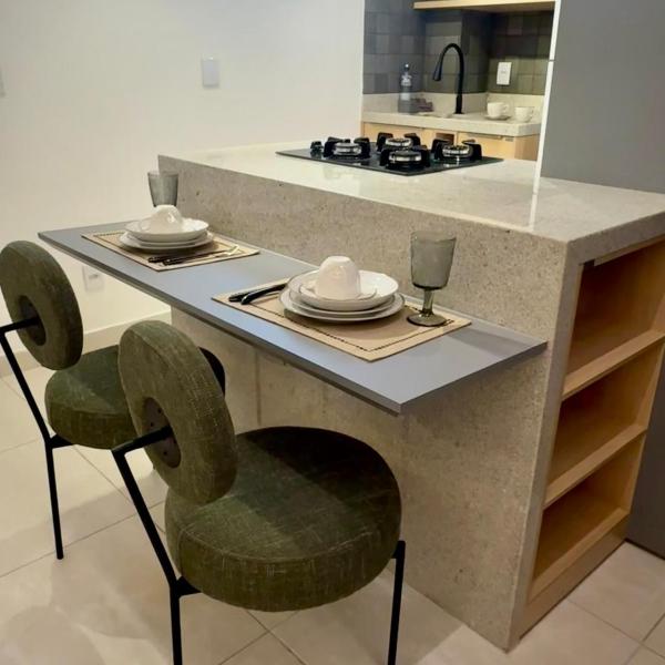 Flat moderno e confortável - excelente localização - Foto 5