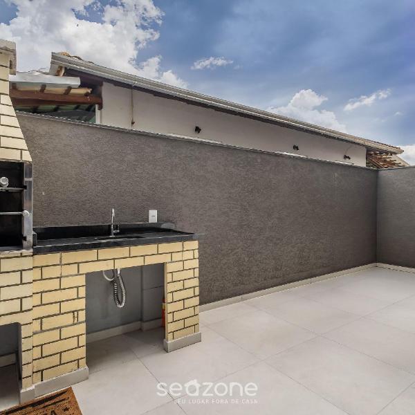 Casa c/ terraço e churrasq. a 850m do mar JSF0748