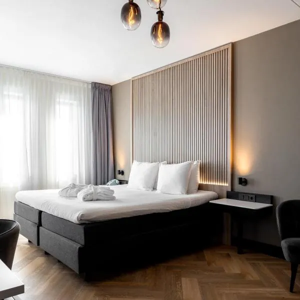 HOTEL ALKMAAR - Bar & Restaurant - Meeting & Events, khách sạn ở Alkmaar