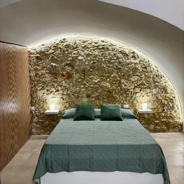 Sikelia Home, hotel in Valguarnera Caropepe