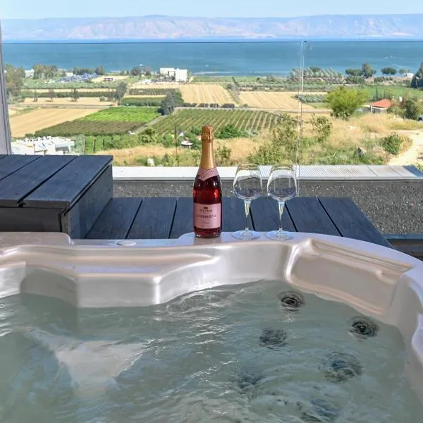 Levication Sea of Galilee Luxury Suites w Private Jacuzzi, hotel en Tiberíades