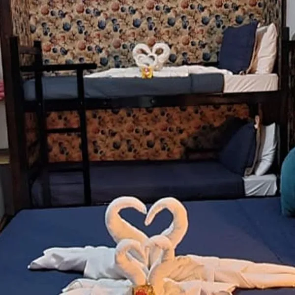 Pousada Cantinho do PÊ Guarujá, hótel í Guarujá