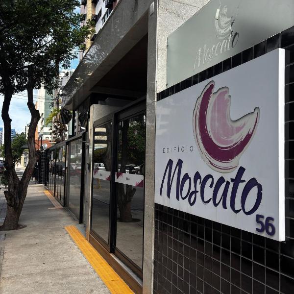 Edf. Moscato | Apto quarto e sala com varanda