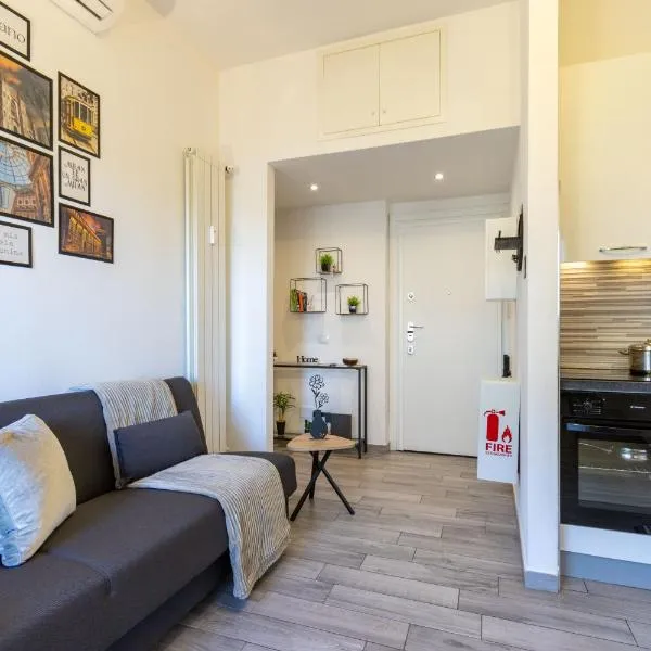 Milano31 - Bilocale moderno vicino Milano, hotel din Cesano Boscone