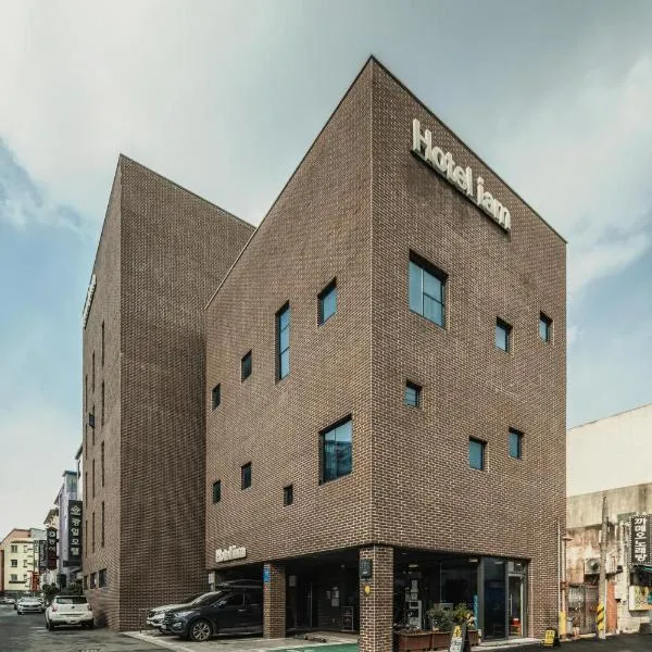 Hotel Iam, hótel í Suncheon