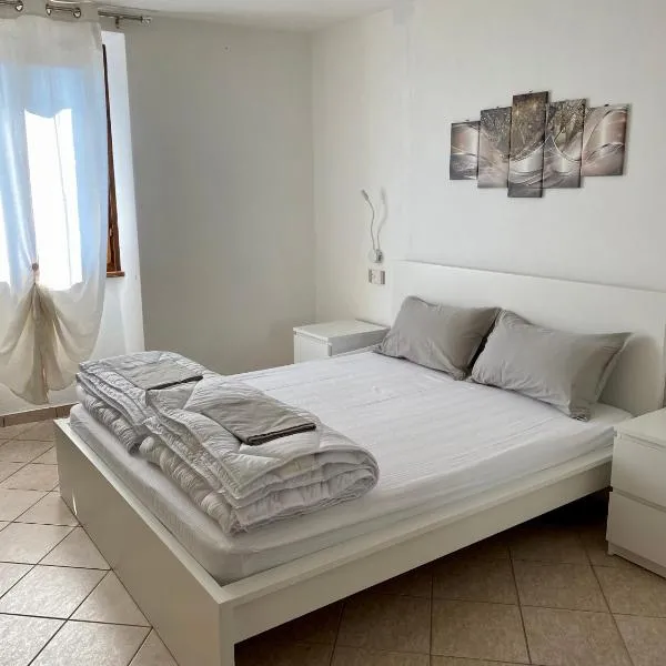 Casa Piccola, ξενοδοχείο στην Tremosine Sul Garda