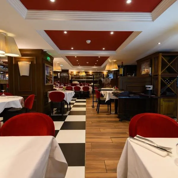 Grand Hôtel d'Espagne, hotel u gradu Lurd