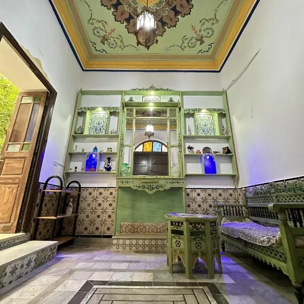 Dar El Rezk – hotel w mieście Tunis