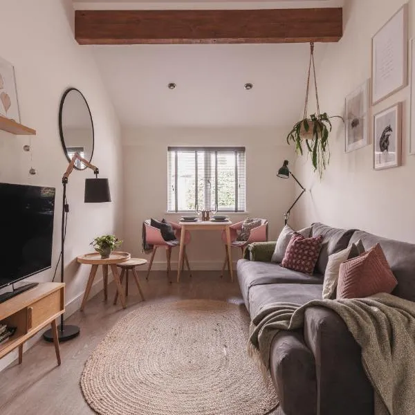 Stylish accommodation - Bowness centre with parking space, hotel in Bowness-on-Windermere
