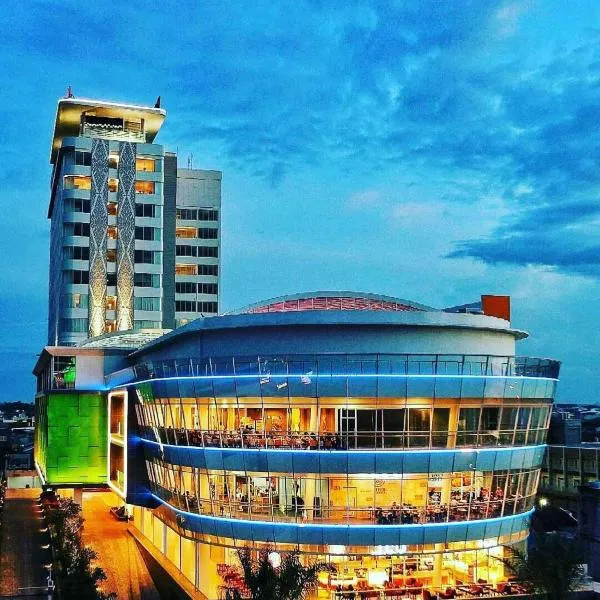 FOX Hotel Pekanbaru: Pekanbaru şehrinde bir otel