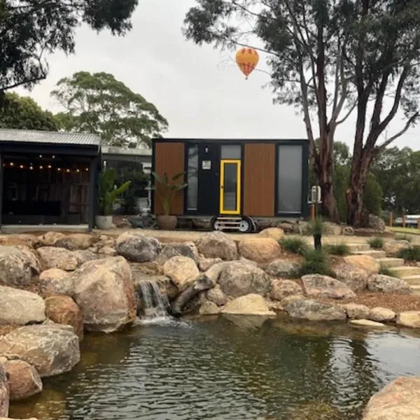 Gruyere Falls by Tiny Away – hotel w mieście Gruyere