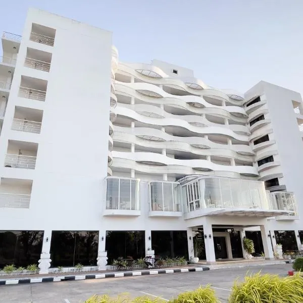 Rua Rasada Express, hotel u gradu 'Trang'