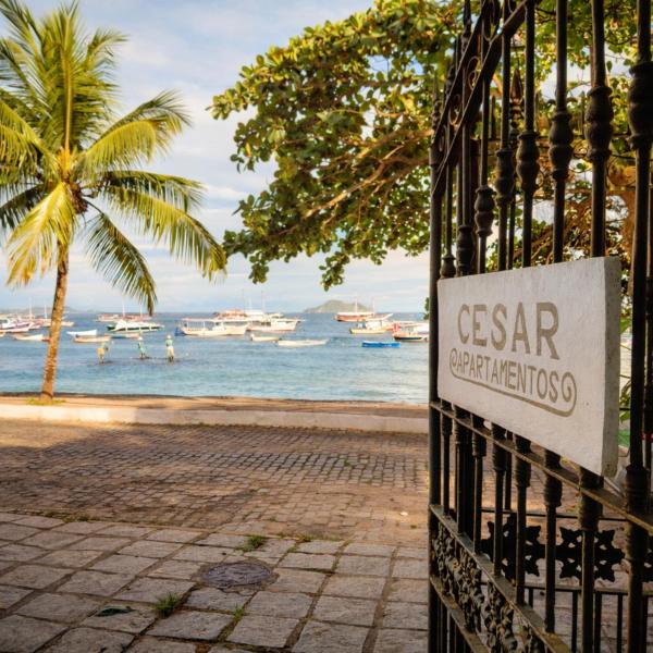 Cesar Apartamentos