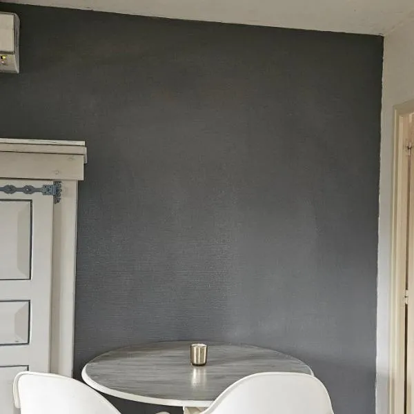 Studio plainpied, hotel in Saint-Doulchard