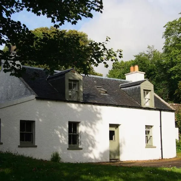 Dunvegan Castle Rose Valley Cottage, hotel i Milovaig