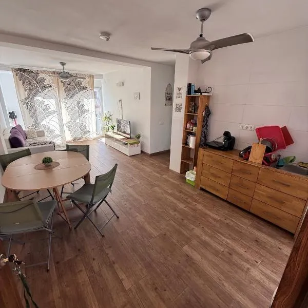 Casa Alicante Central Apartment with AC, hotel di Alicante