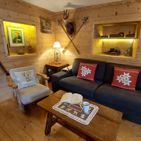 Maison Glarey Courmayeur CIR VdA 0023, hotel i Courmayeur