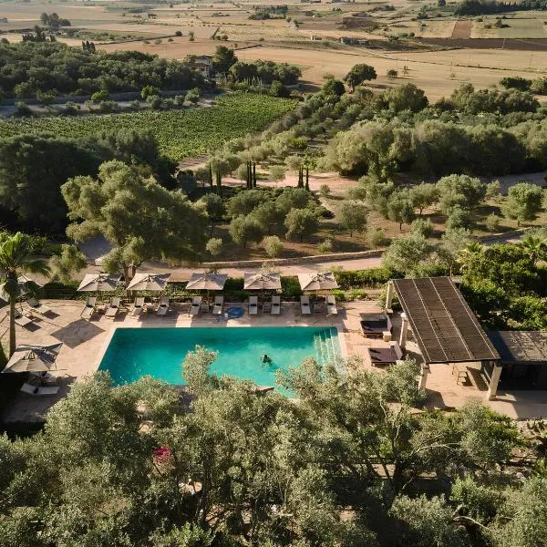 Finca Serena Mallorca, Small Luxury Hotels – hotel w mieście Montuiri