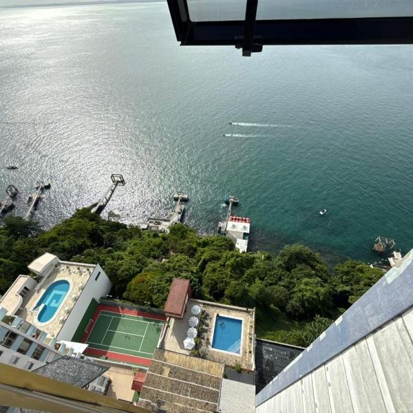 Corredor da Vitória, AP para o mar, com acesso ao Pier