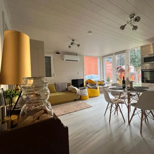 Gold Frog Apartman, отель в городе Abaliget