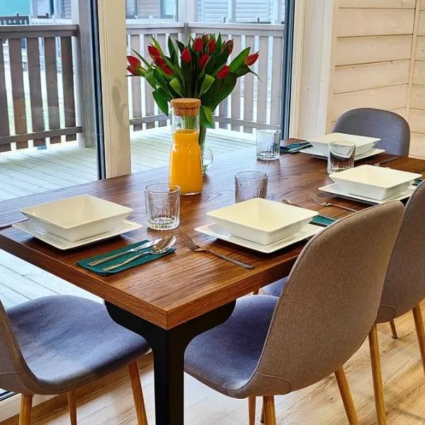 Domek całoroczny - Przystanek Owczarnia, hotelli kohteessa Rożnowo