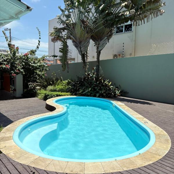 Guest house with pool