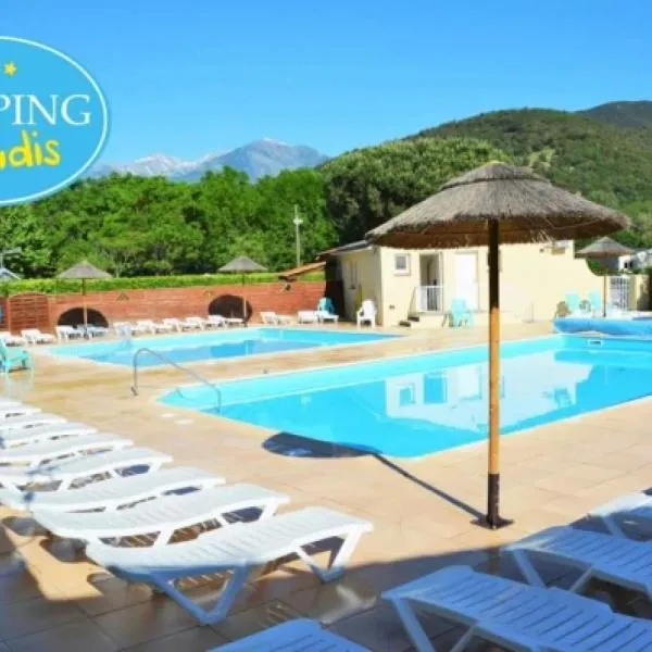 ZEcamping 3 animaux acceptés club enfant piscine chauffée, hotel in Arles-sur-Tech
