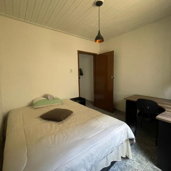 Casa inteira - melhor localização - Foto 2