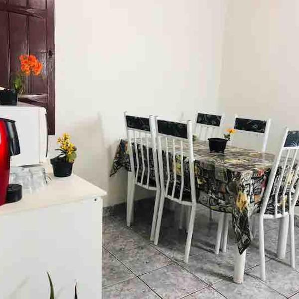 Casa inteira - melhor localização