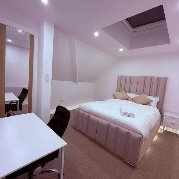 Premium Apartment with Dover Castle Views, Central Dover, khách sạn ở Dover