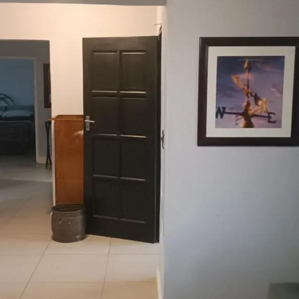 Bushman Kraal Lux, hotel u gradu Soveto